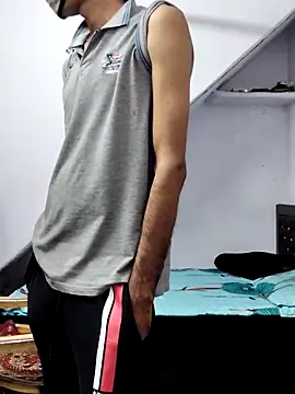 Snapshot of Habibi_big_b chatting on 12.04.24 Habibi big b online show from 12.04.24