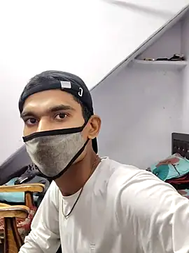 Snapshot of Habibi_big_b chatting on 12.09.24 Habibi big b online show from 12.09.24