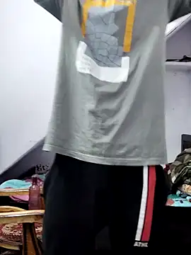 Snapshot of Habibi_big_b chatting on 01.17.25 Habibi big b online show from 01.17.25