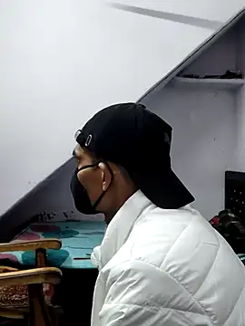 Snapshot of Habibi_big_b chatting on 01.19.25 Habibi big b online show from 01.19.25