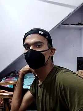 Snapshot of Habibi_big_b chatting on 01.22.25 Habibi big b online show from 01.22.25