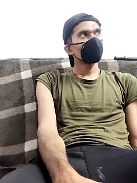 Snapshot of Habibi_big_b chatting on 02.20.25 Habibi big b online show from 02.20.25