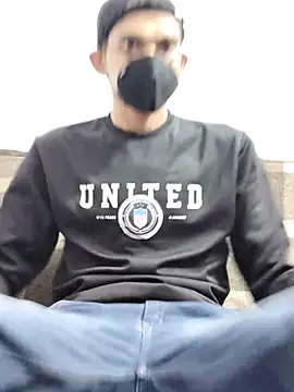 Snapshot of Habibi_big_b chatting on 02.23.25 Habibi big b online show from 02.23.25