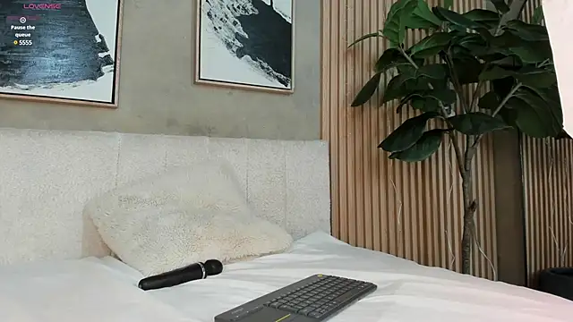 Ali Vega  online show from 12.27.24