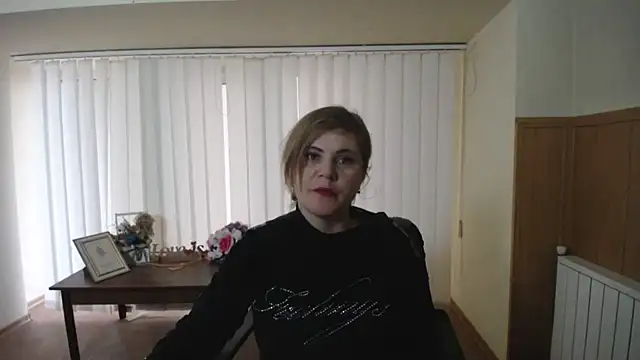 DaniellaKiss online show from 12.19.24