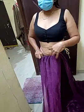 Snapshot of Roja-Telugu777 chatting on 01.07.25 Roja-Telugu777 online show from 01.07.25