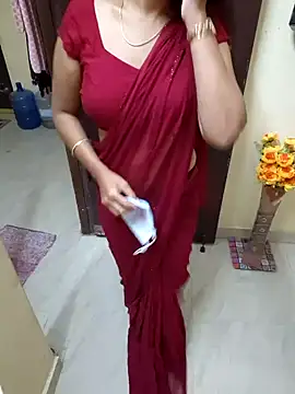 Snapshot of Roja-Telugu777 chatting on 02.01.25 Roja-Telugu777 online show from 02.01.25