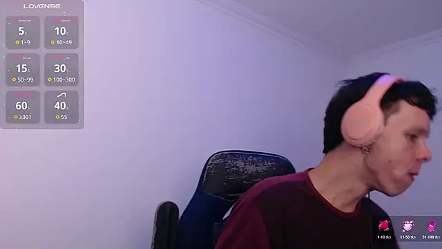 Snapshot of bryamado69 chatting on 02.19.26 bryamado69 online show from 02.19.26