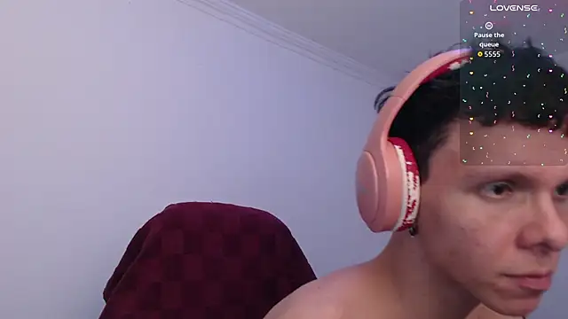 Snapshot of bryamado69 chatting on 02.27.26 bryamado69 online show from 02.27.26