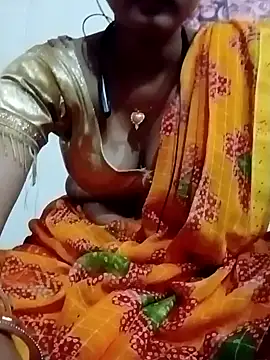 Snapshot of annaya_sweet chatting on 01.07.25 annaya sweet online show from 01.07.25