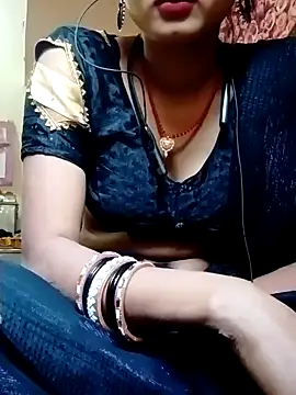 Snapshot of annaya_sweet chatting on 02.01.25 annaya sweet online show from 02.01.25