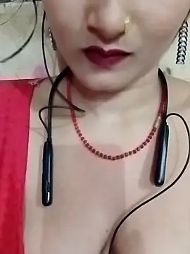 Snapshot of annaya_sweet chatting on 09.10.25 annaya sweet online show from 09.10.25