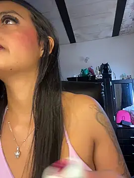 Laura fernandezII online show from 02.12.25