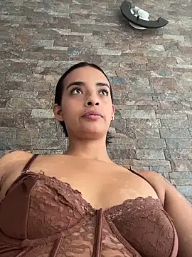 Snapshot of Laura_fernandezII chatting on 02.16.26 Laura fernandezII online show from 02.16.26