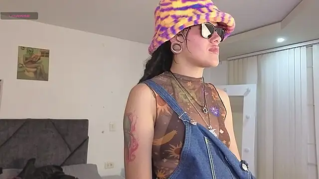  sharlotte777 online show from 02.28.26