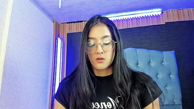 Princess Violett online show from 01.23.25