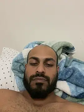 Snapshot of islandvybee55 chatting on 02.02.25 islandvybee55 online show from 02.02.25