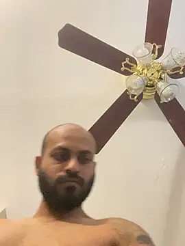 islandvybee55 online show from 04.18.26