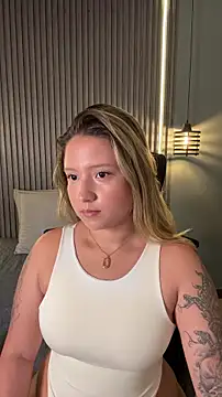 MiaPetit  online show from 02.01.26