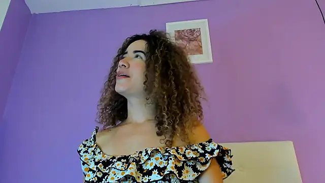 Snapshot of Charlotte11-11 chatting on 10.03.25 Charlotte11-11 online show from 10.03.25