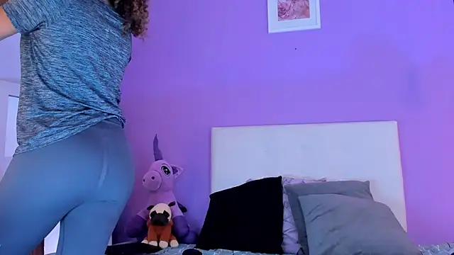 Snapshot of Charlotte11-11 chatting on 10.15.25 Charlotte11-11 online show from 10.15.25