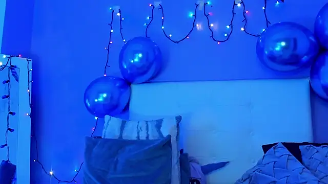 Charlotte11-11 online show from 12.17.25