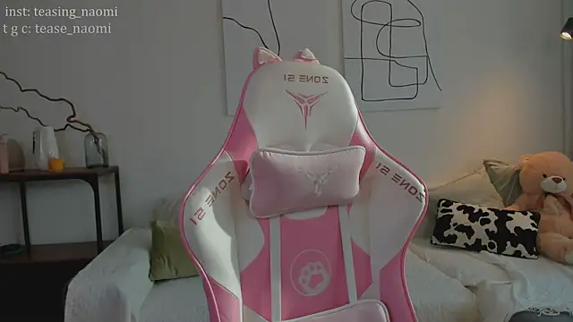 aesthetics  tease online show from 04.03.26