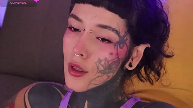 Snapshot of FairyFlexxxx chatting on 02.04.26 FairyFlexxxx online show from 02.04.26