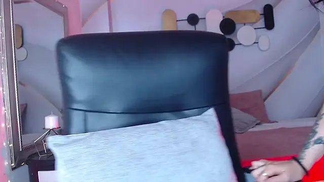 LessBoobs gh online show from 12.11.24