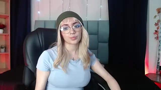 LessBoobs gh online show from 03.09.25