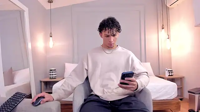 Dominick star online show from 09.24.25