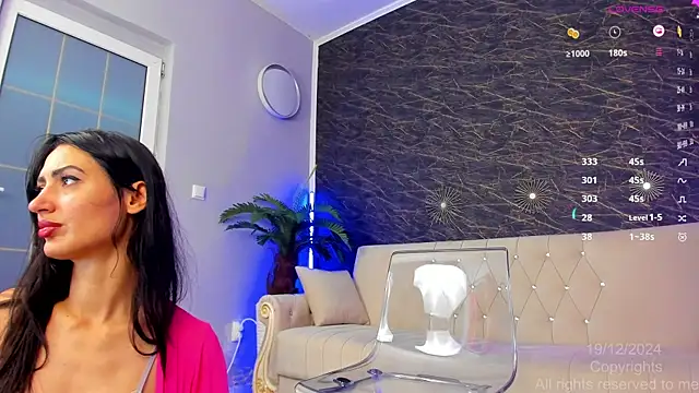 moona ray online show from 12.21.24