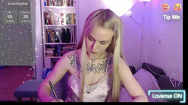 mischellemeow13 online show from 01.28.25