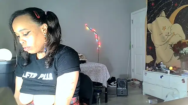 loveluna8 online show from 01.06.25