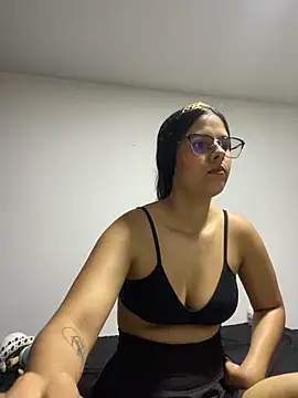 Snapshot of mar_sweett1 chatting on 04.20.26 mar sweett1 online show from 04.20.26