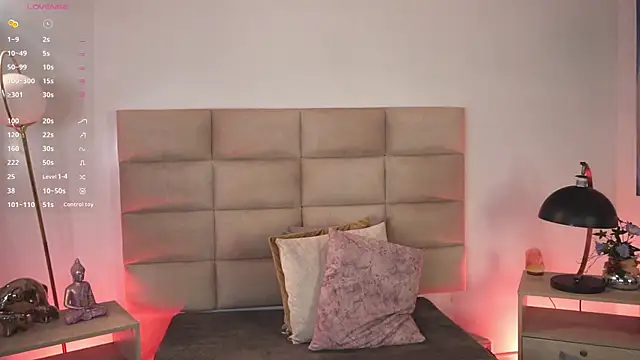 lexiee grey  online show from 11.12.25