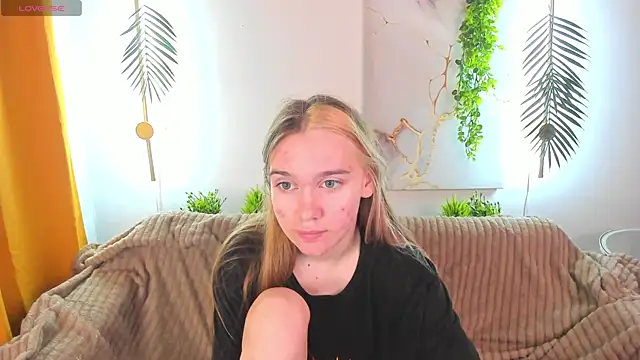 Lesi Moonie01 online show from 09.19.25