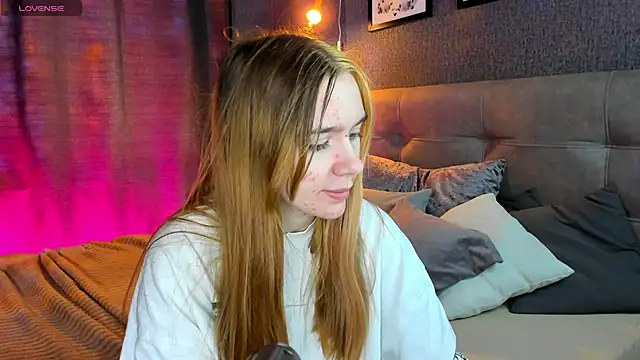 Lesi Moonie01 online show from 09.30.25