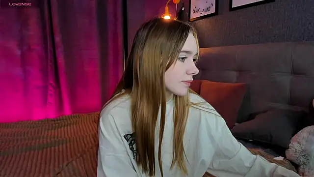 Lesi Moonie01 online show from 10.29.25