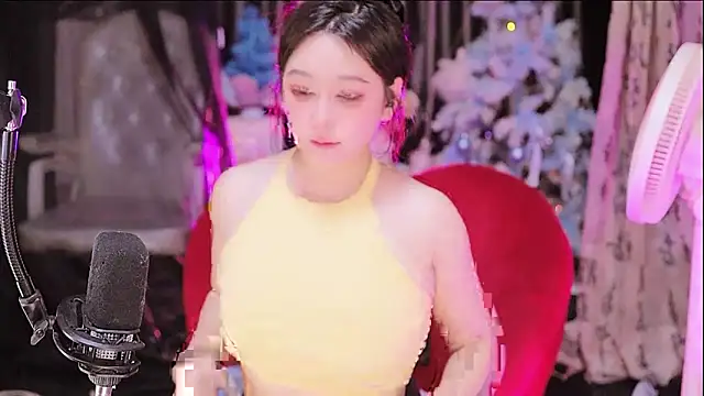 Missy Nana21 online show from 09.30.25