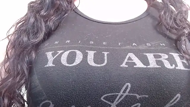 Scarlett Keaton online show from 10.21.25