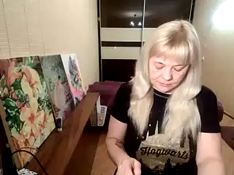 Snapshot of Lia_Laguna77 chatting on 02.03.25 Lia Laguna77 online show from 02.03.25