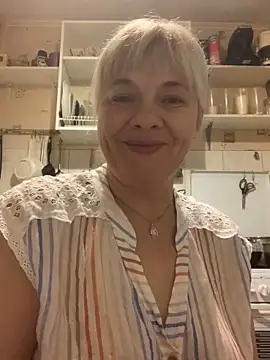 Snapshot of Lia_Laguna77 chatting on 02.11.25 Lia Laguna77 online show from 02.11.25