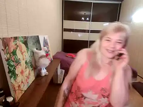 Snapshot of Lia_Laguna77 chatting on 02.20.25 Lia Laguna77 online show from 02.20.25