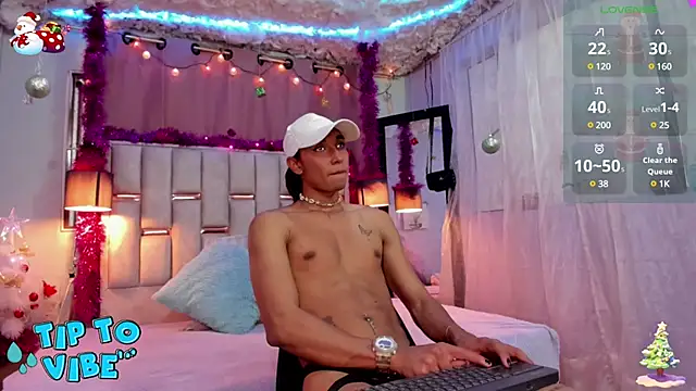 Snapshot of Nathan_Smith_ chatting on 12.19.24 Nathan Smith  online show from 12.19.24