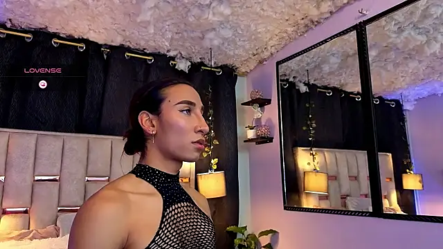 Snapshot of Nathan_Smith_ chatting on 09.20.25 Nathan Smith  online show from 09.20.25