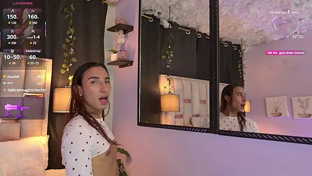 Snapshot of Nathan_Smith_ chatting on 09.25.25 Nathan Smith  online show from 09.25.25