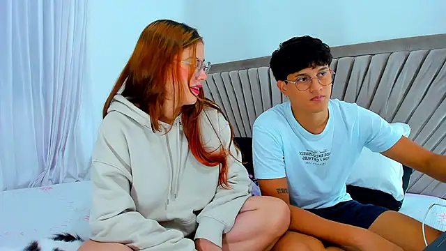 Snapshot of kittyandrick chatting on 03.22.25 kittyandrick online show from 03.22.25