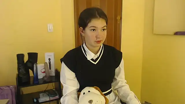 lilimini032 online show from 09.17.25