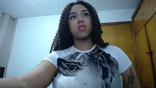 Snapshot of barbara_falcons chatting on 02.10.25 barbara falcons online show from 02.10.25